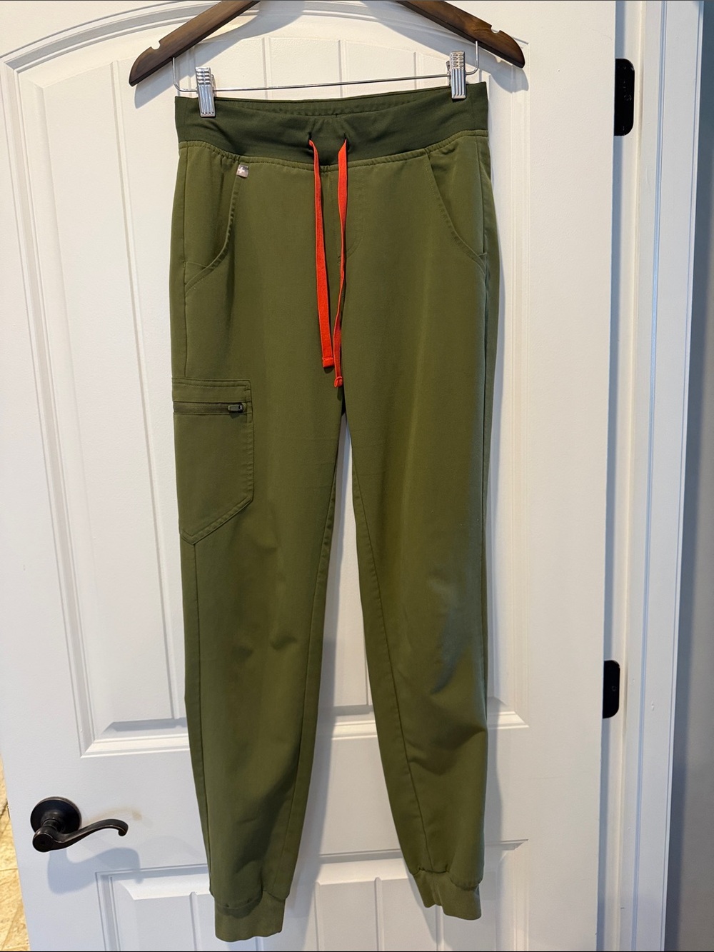 Figs Womens XS Tall Olive Green Joggers with Red Drawstring